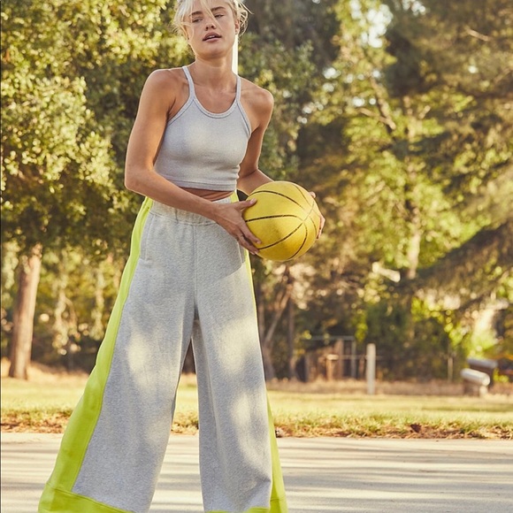 NWOT Free People Movement Grey tank top. Size XS. - Picture 6 of 9